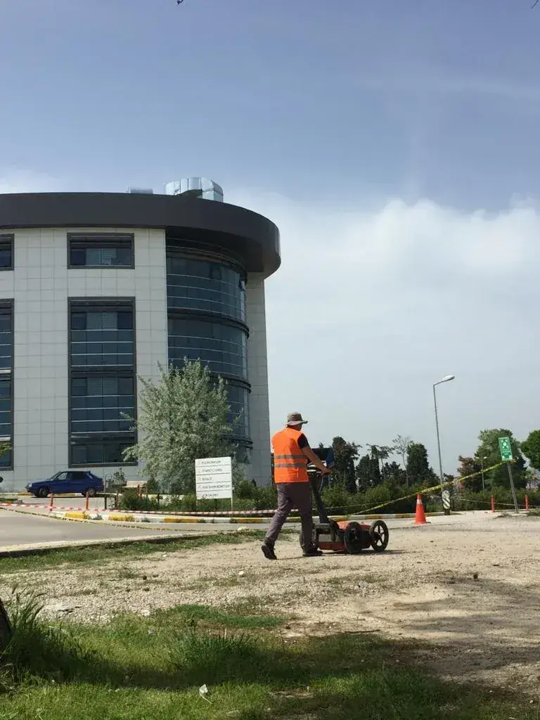 Kırklareli İl Sağlık Müdürlüğü sahasında GPR ölçümü